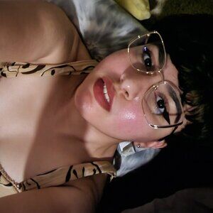 Meet your Posher, Isabelle